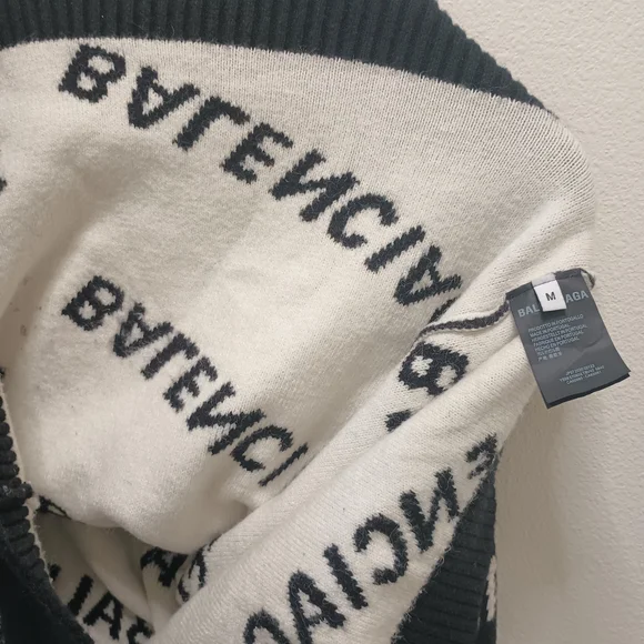 Balenciaga Black Logo Knit Sweater - Picture 5 of 7